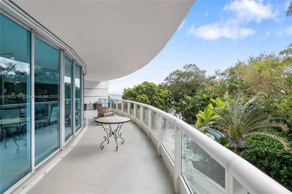 2127 Brickell Ave #502, Miami, FL 33129