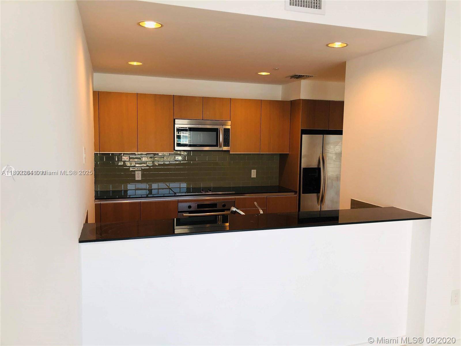 Miami, FL 33131,1060 Brickell Ave #3917