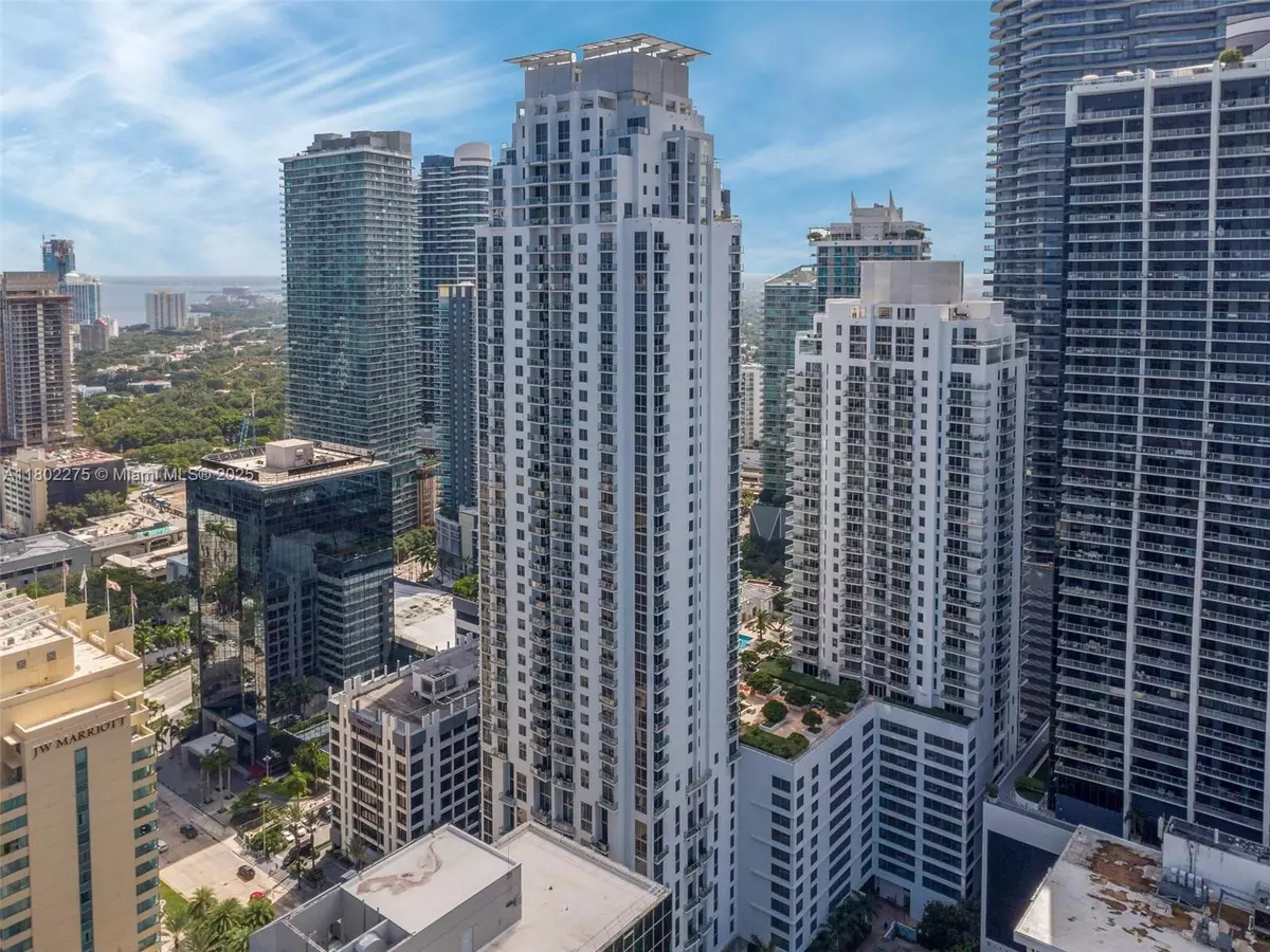 Miami, FL 33131,1060 Brickell Ave #615