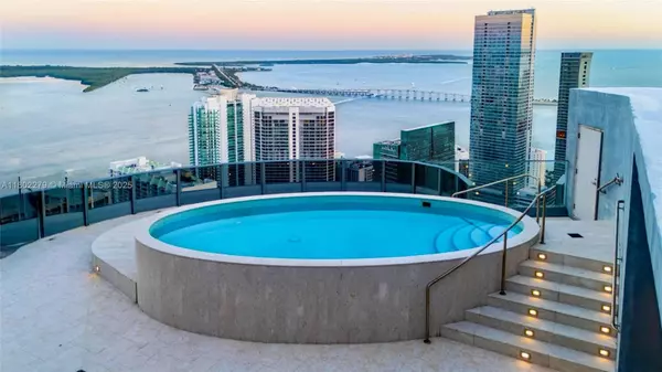 Miami, FL 33131,1000 Brickell Plz #UPH6201