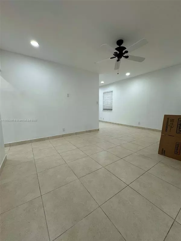 Hollywood, FL 33021,3101 Johnson St #1