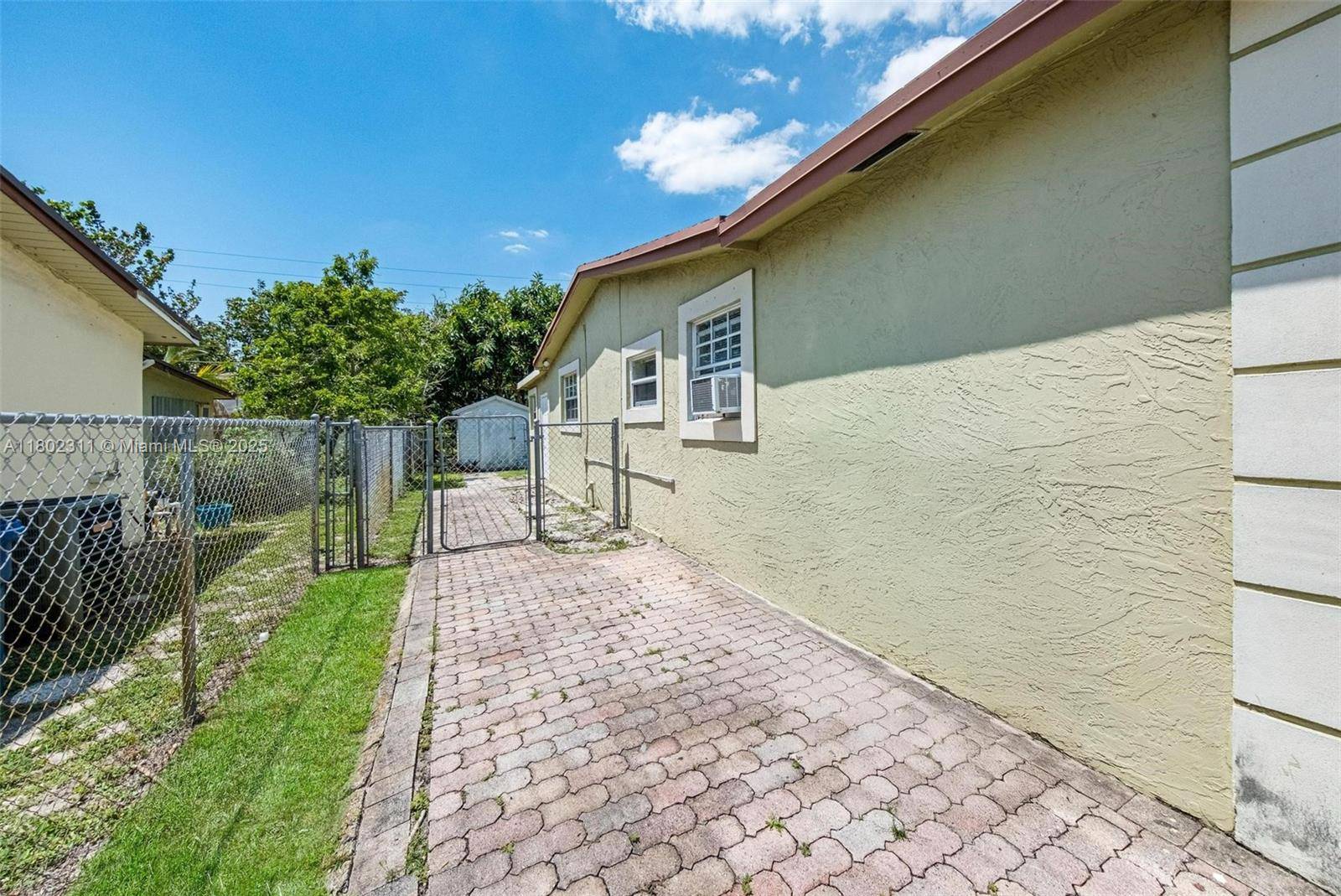 Lauderhill, FL 33313,4240 NW 22nd St