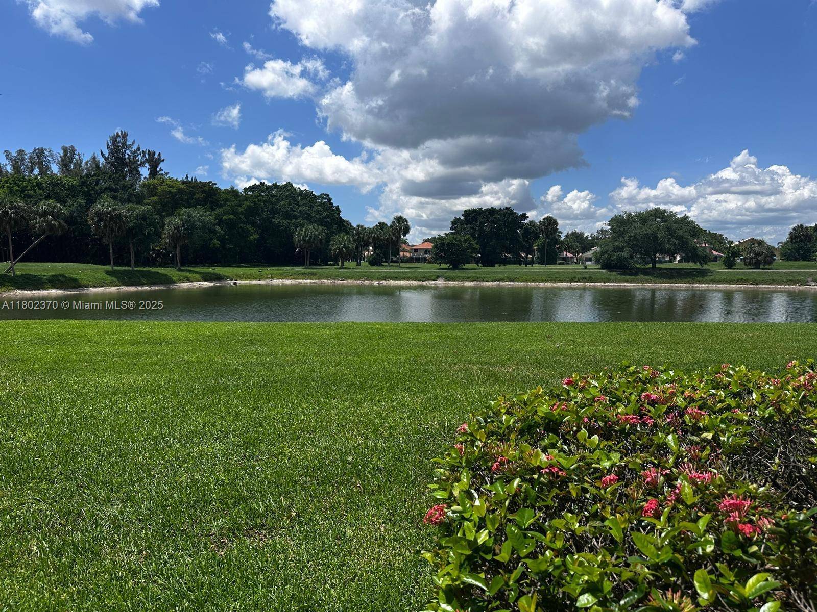 Margate, FL 33063,3310 N Pinewalk Dr N #1814