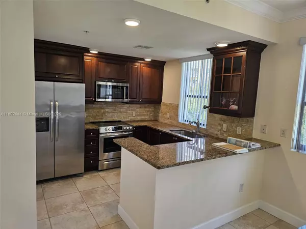 Coral Gables, FL 33134,100 Andalusia Ave #604
