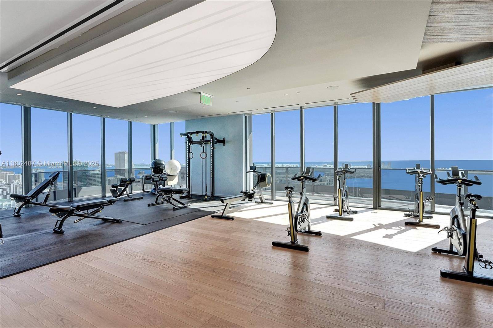 Miami, FL 33131,1000 Brickell Plaza #PH5106