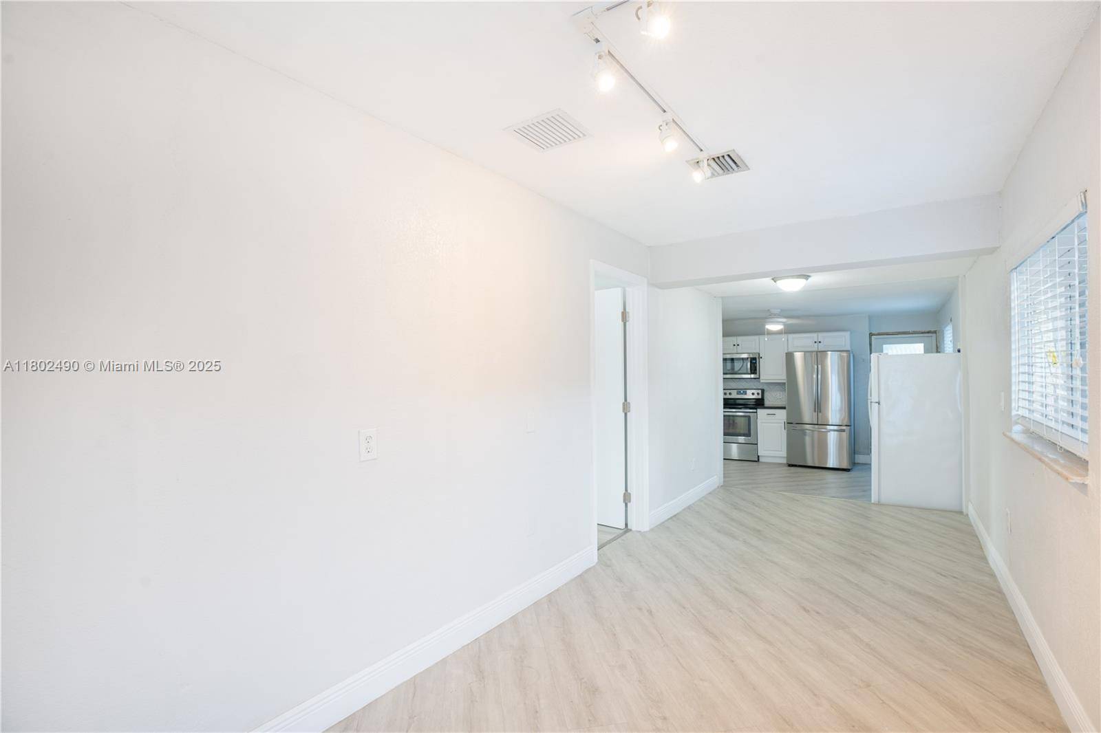 Miami, FL 33155,6695 SW 28th St #6695