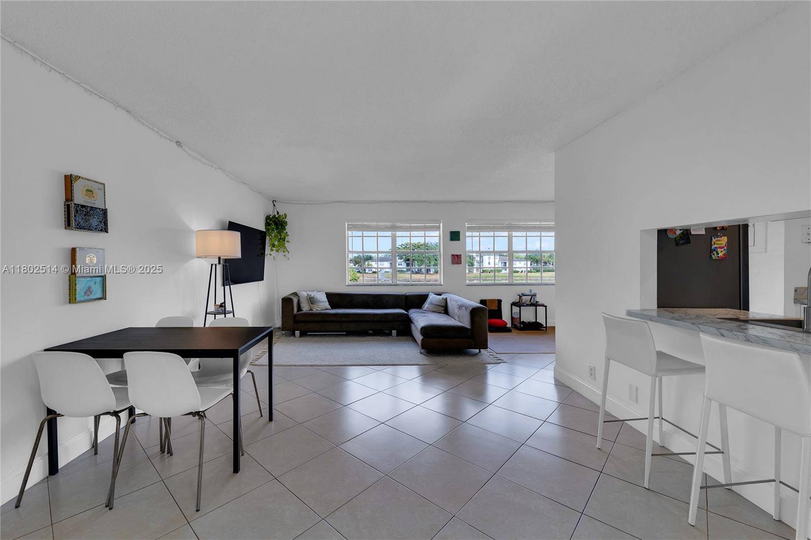 Pembroke Pines, FL 33025,333 SW 86th Ave #206