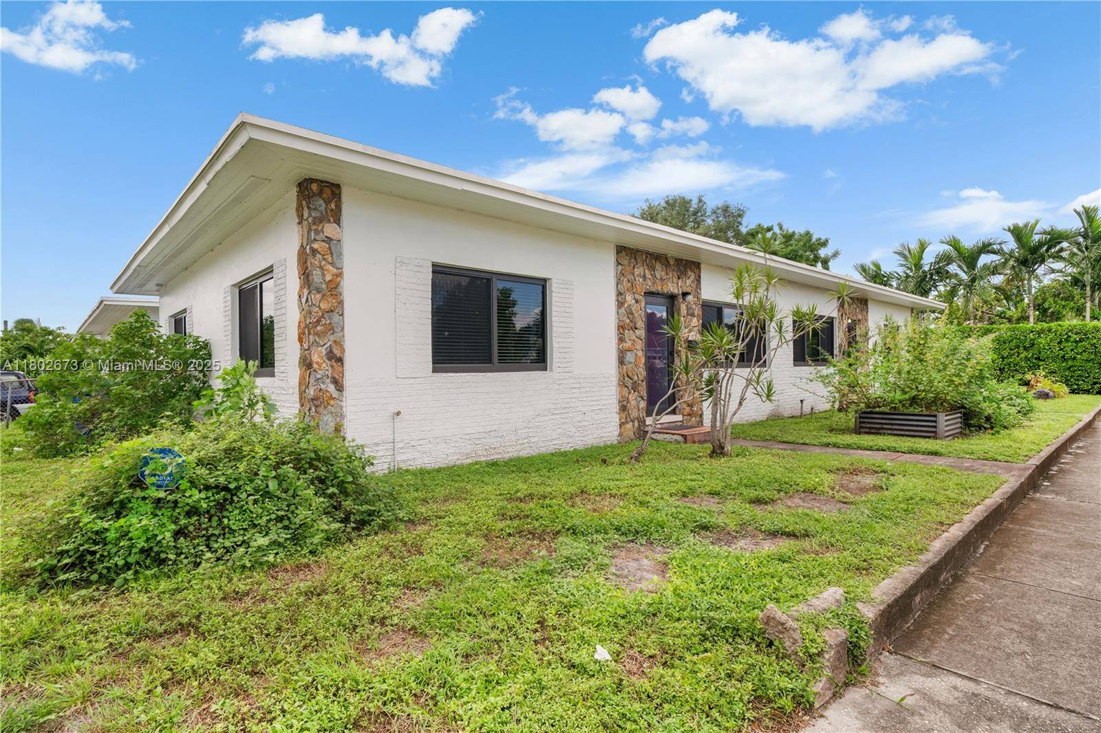 Miami, FL 33127,2 NW 47th St