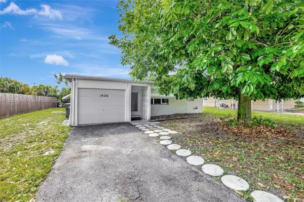 1920 SW 65th Ter, North Lauderdale, FL 33068