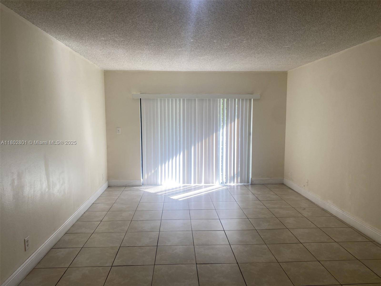 Doral, FL 33166,8290 Lake Dr #433