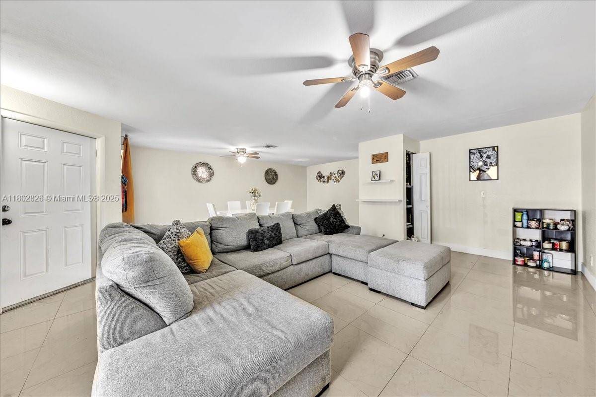 Sunrise, FL 33351,9765 NW 37th St
