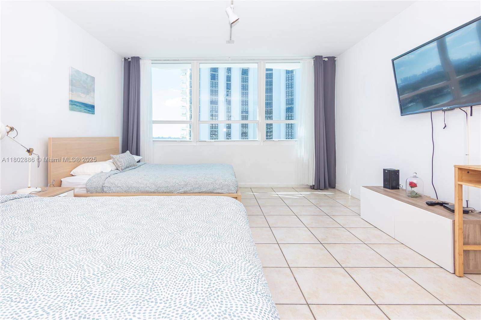 Miami Beach, FL 33140