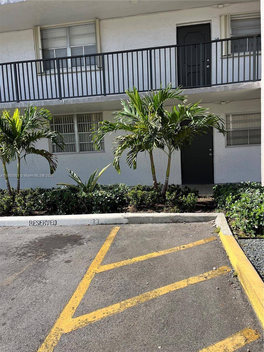 Miami, FL 33183,14155 SW 87th St #E110