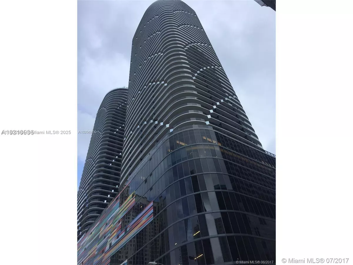 Miami, FL 33130,55 SW 9th St #3409
