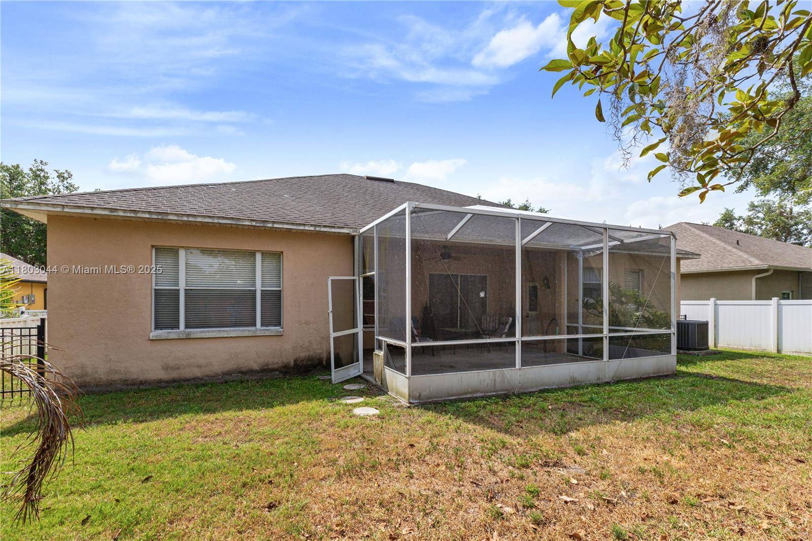 Tampa, FL 33647,19106 CORMORANT COVE PL