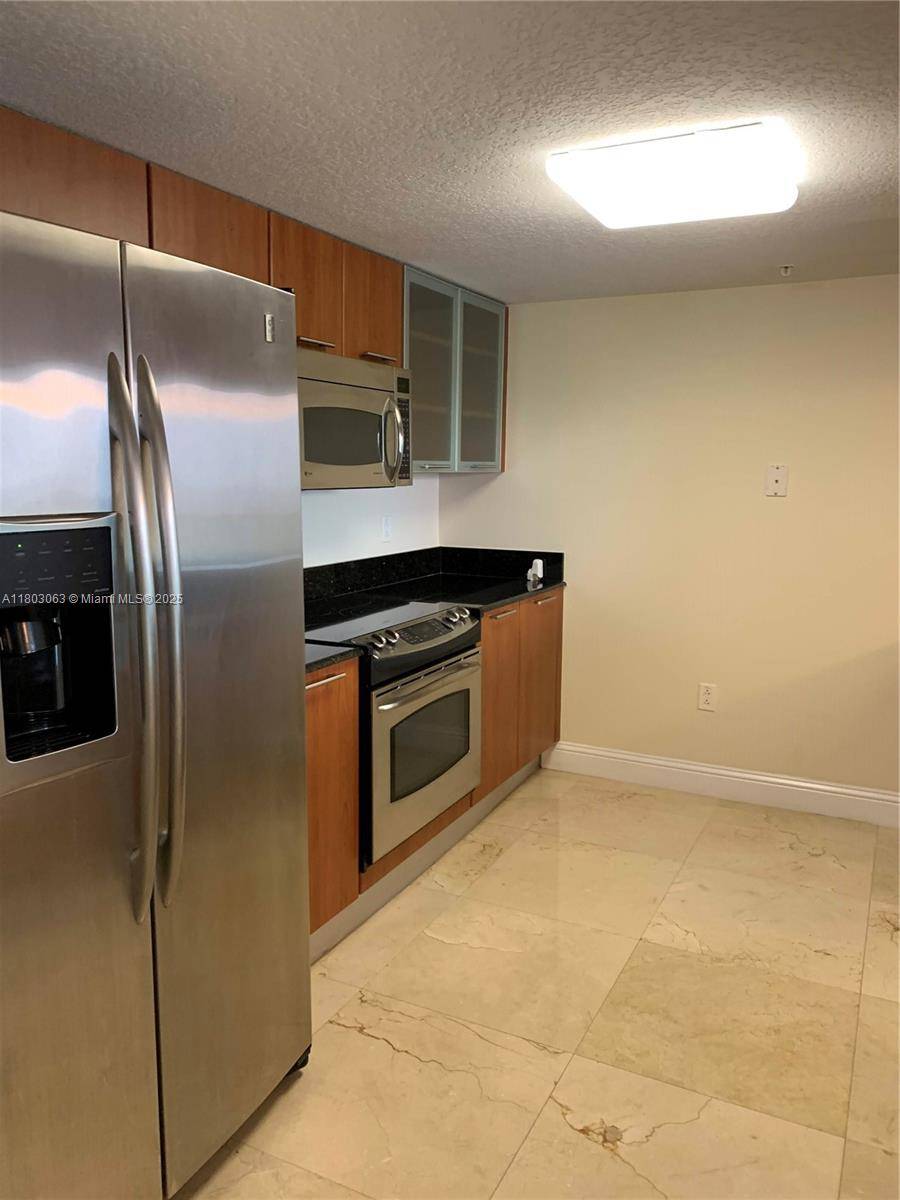Miami, FL 33132,1800 N Bayshore Dr #2802