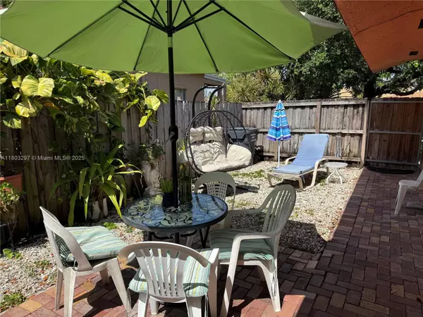 2306 Liberty St #B, Hollywood, FL 33020