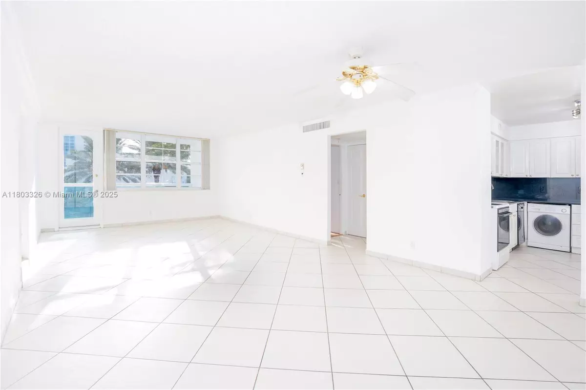 Miami Beach, FL 33141,6770 Indian Creek Dr #4P