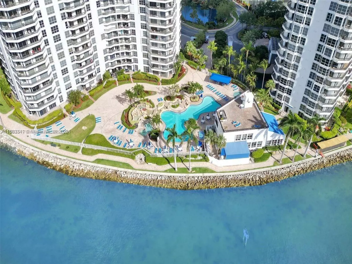 Aventura, FL 33180,19101 NE 36th Ct #2804