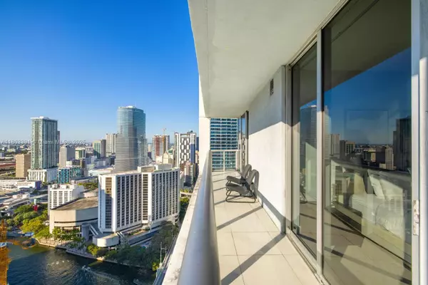 Miami, FL 33131,485 Brickell Ave #3504