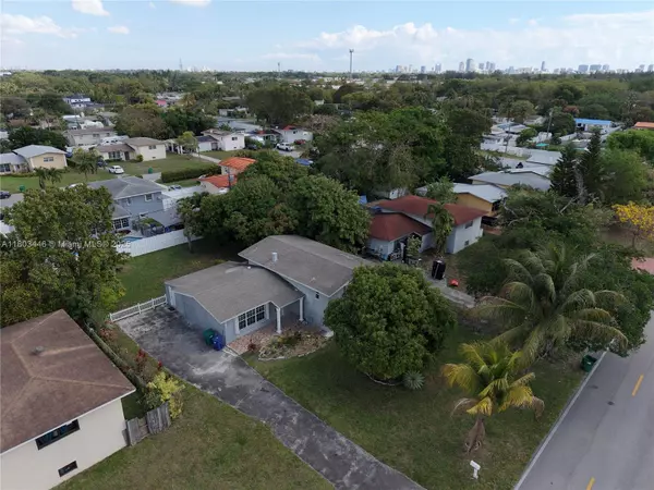 Miami, FL 33179,1345 NE 199th St