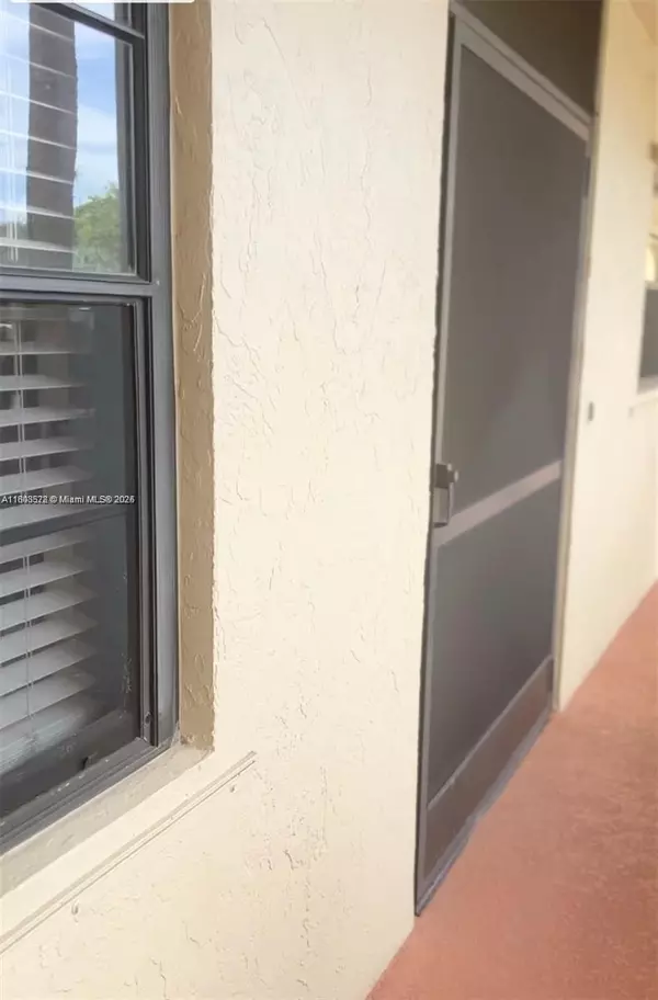 Boca Raton, FL 33428,23344 Carolwood Ln #106