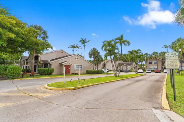 Coral Springs, FL 33071,9641 Riverside Dr #F6