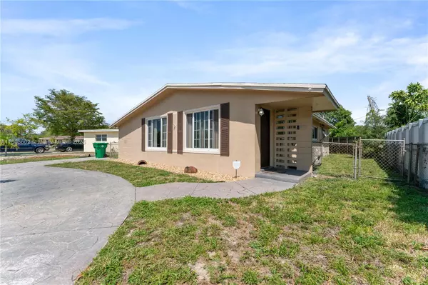 Miramar, FL 33023,2071 SW 68th Way