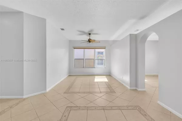 Miramar, FL 33027,13356 SW 27th St