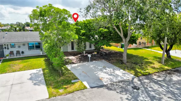 Miami, FL 33175,1913 SW 129th Ct