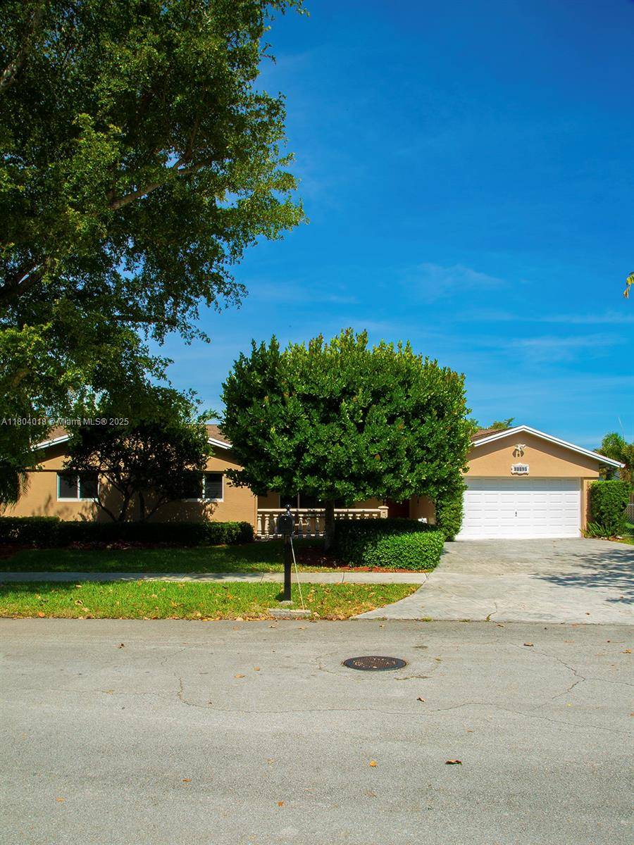 Miami, FL 33186,10715 SW 139th Ct