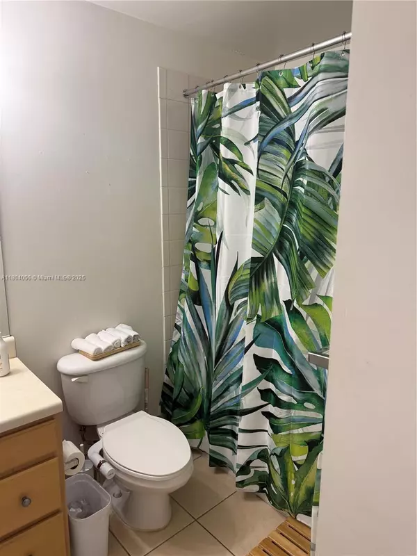 South Miami, FL 33143,6001 SW 70th St #306