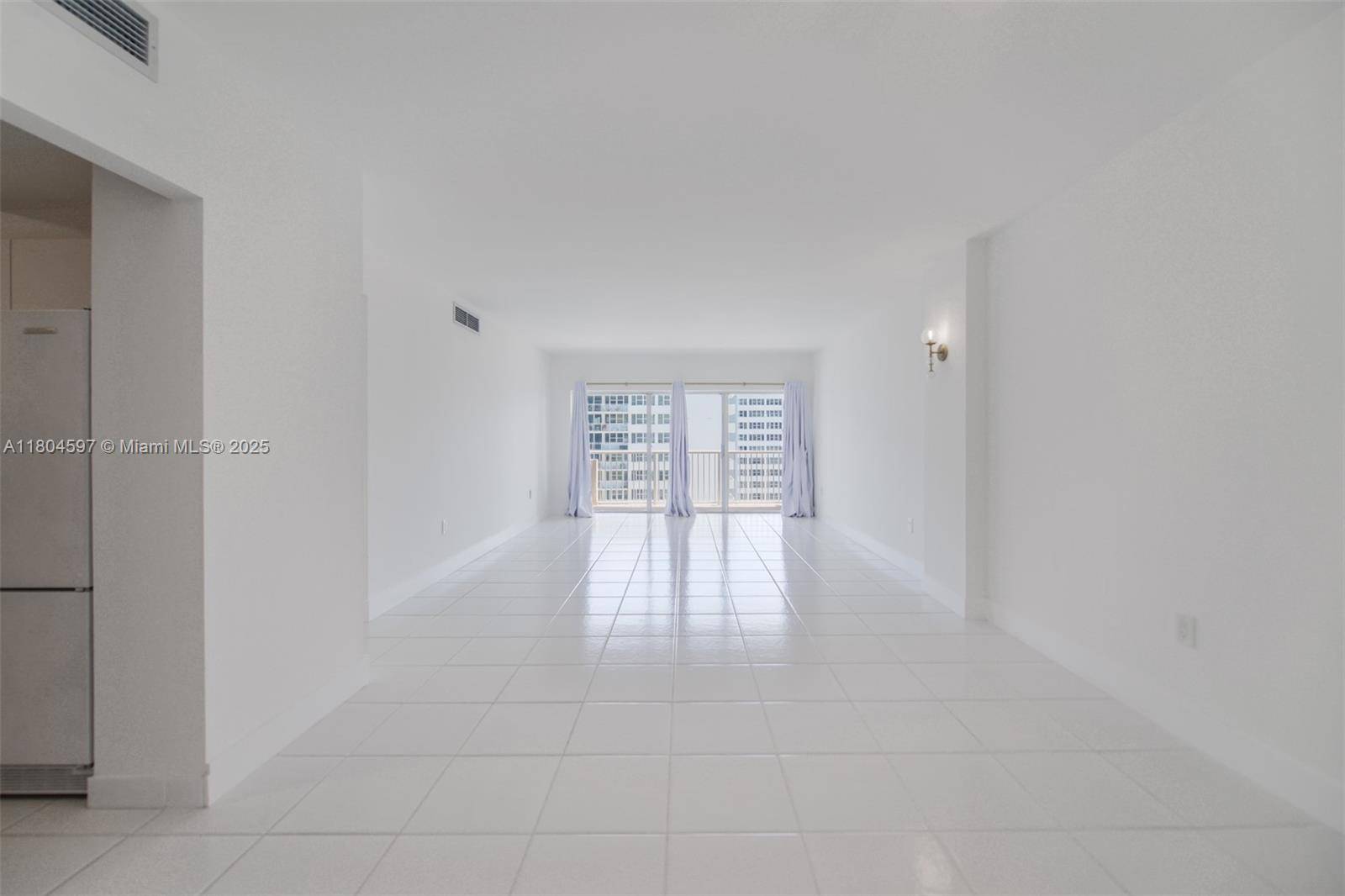 Hallandale Beach, FL 33009,1980 S Ocean Dr #18G