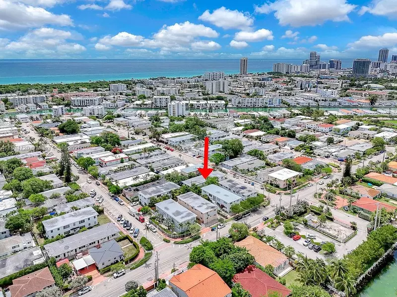847 81st St, Miami Beach, FL 33141