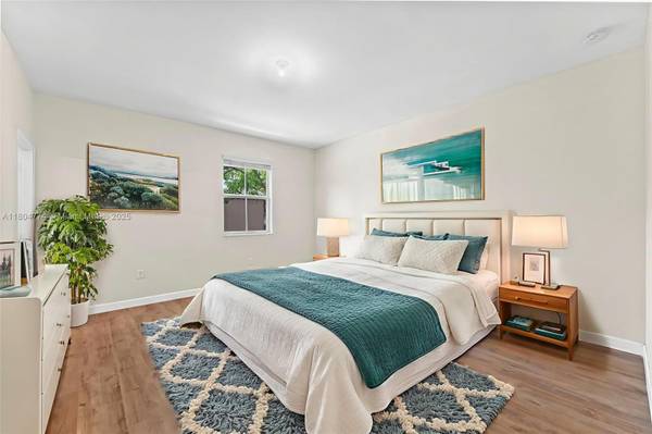 17077 SW 93rd St,  Miami,  FL 33196