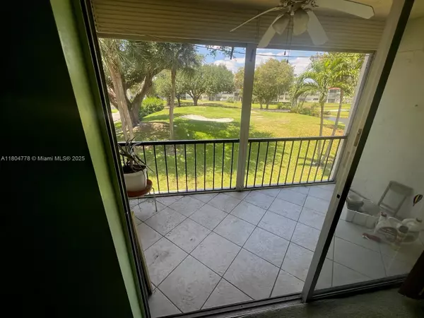 Pembroke Pines, FL 33025,8930 S Hollybrook Blvd #210