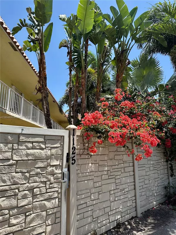 1125 NE 16th Pl #213, Fort Lauderdale, FL 33305