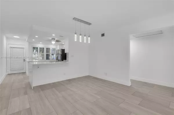 Coconut Creek, FL 33066,3401 Bimini Ln #E1