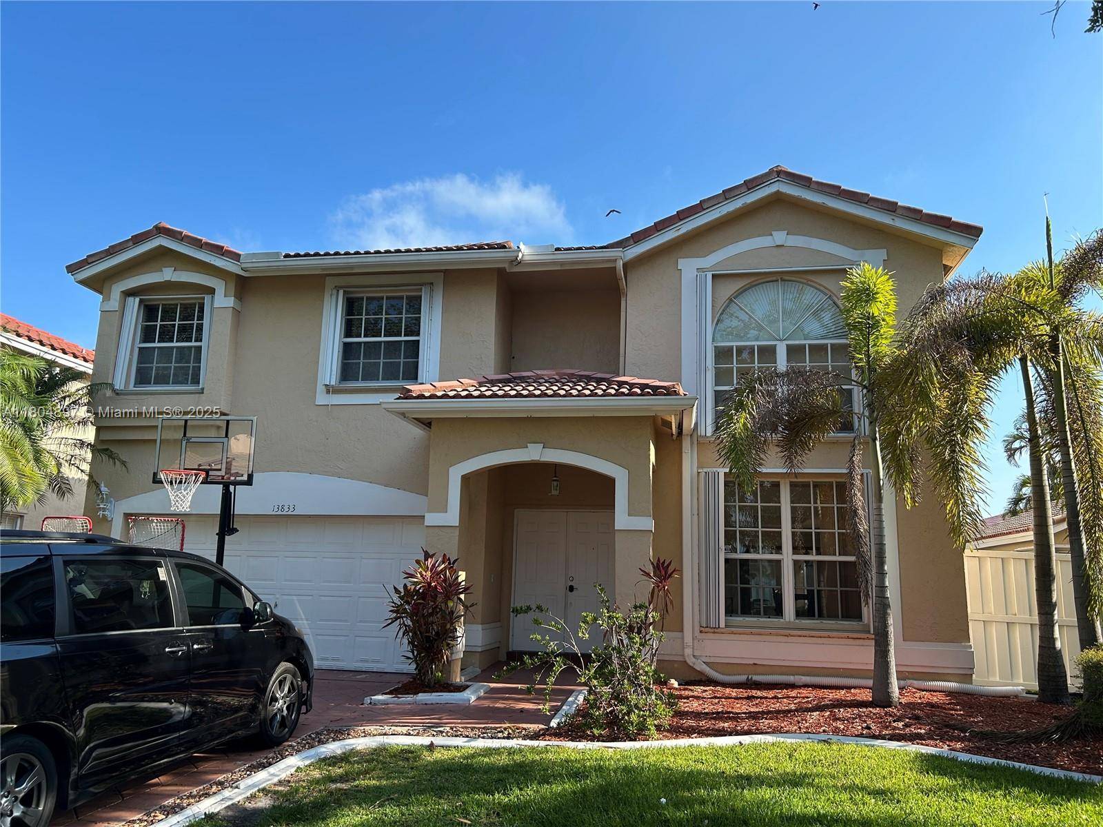 Sunrise, FL 33323,13833 NW 22nd St