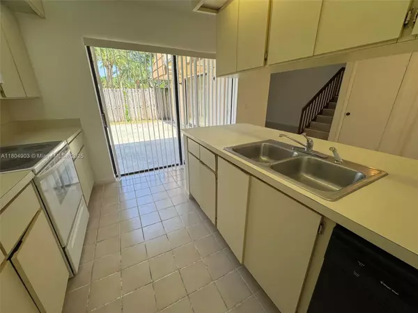 West Palm Beach, FL 33409,719 Mill Valley Pl #719