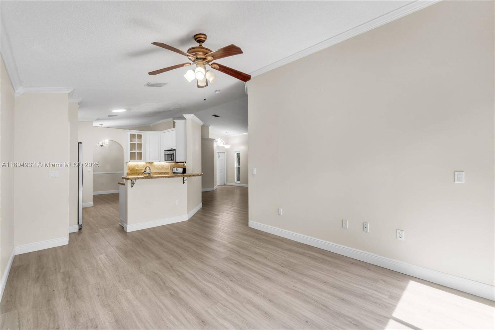 Miami, FL 33196,14761 SW 156th Ave