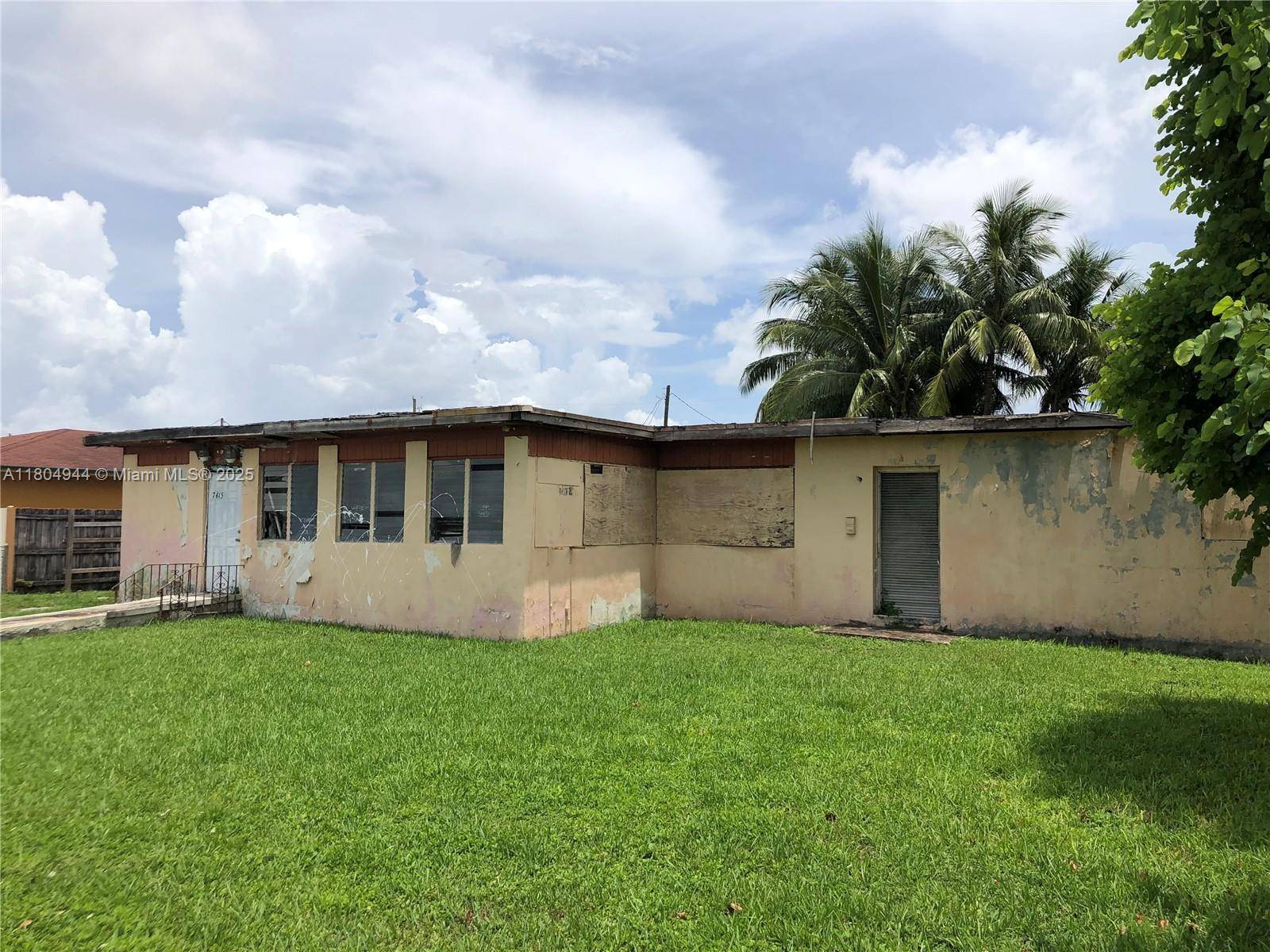 Miami, FL 33155,7415 SW 23rd St