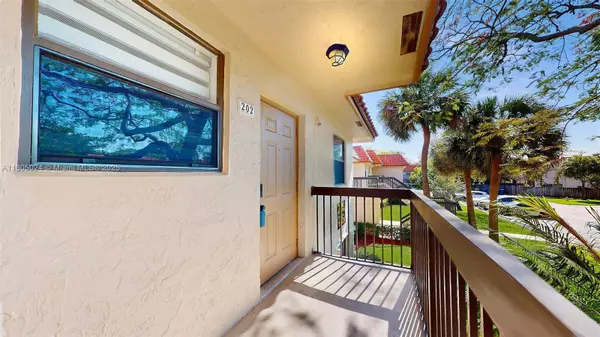 Sunrise, FL 33326,15805 W Waterside Cir #202