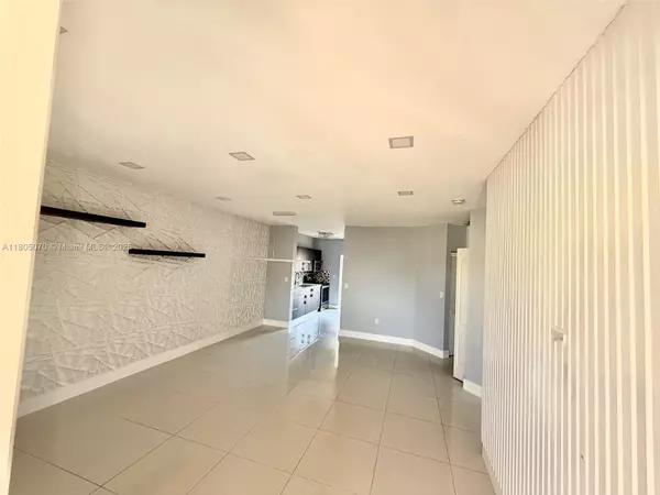 Hialeah, FL 33010,300 E 4th St #203