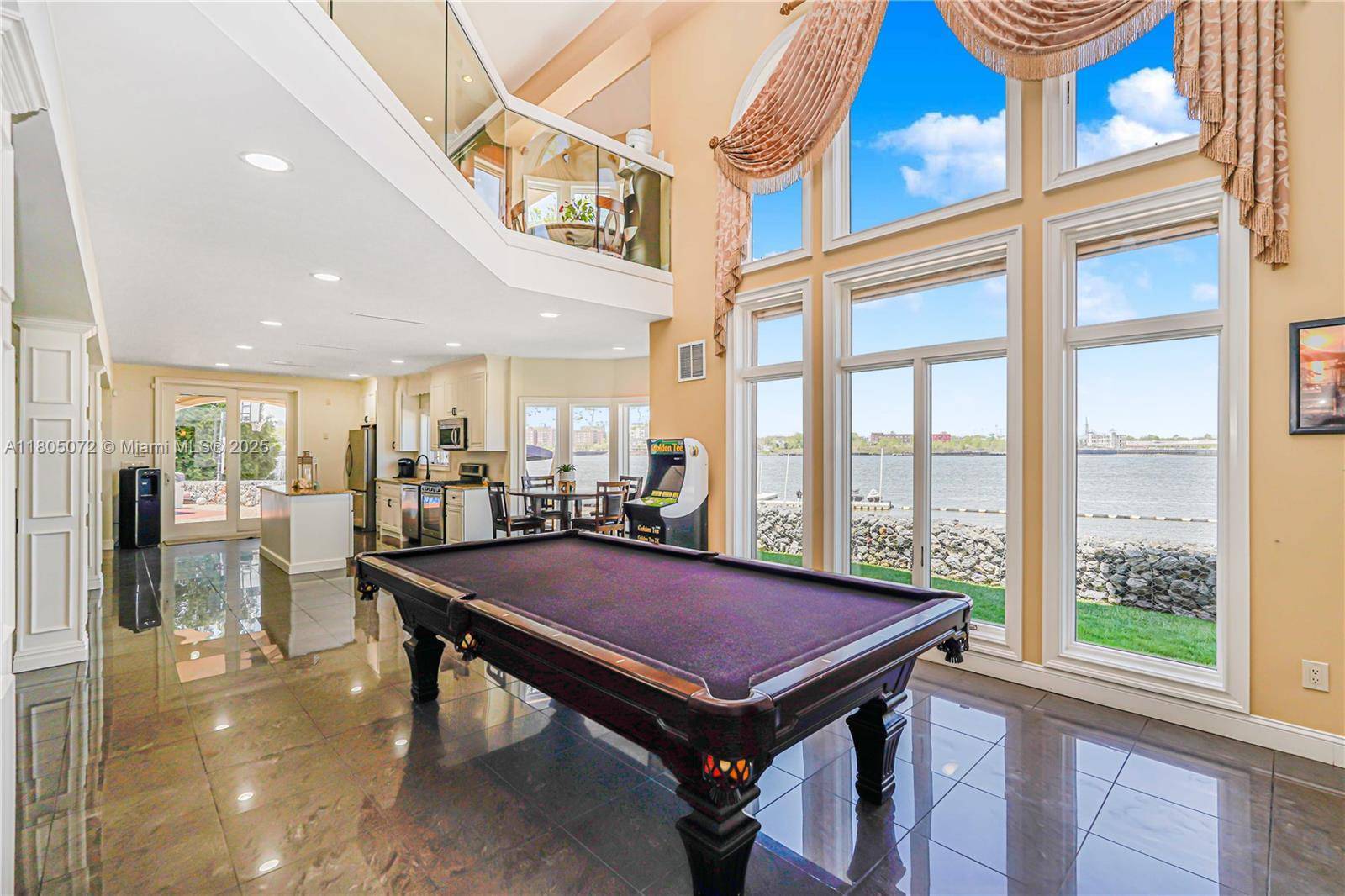 ,, NY 10307,30 Aviva Ct