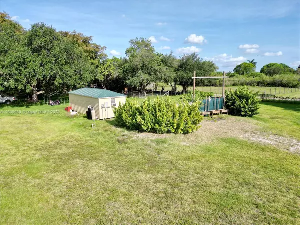 Southwest Ranches, FL 33331,5360 SW 162nd Ave