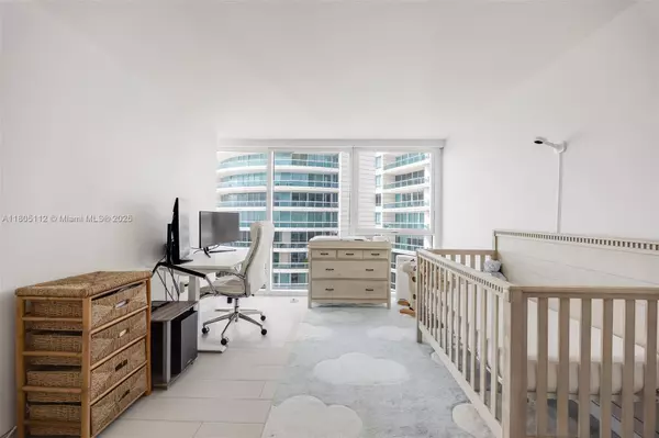 Miami, FL 33129,2101 Brickell Ave #807