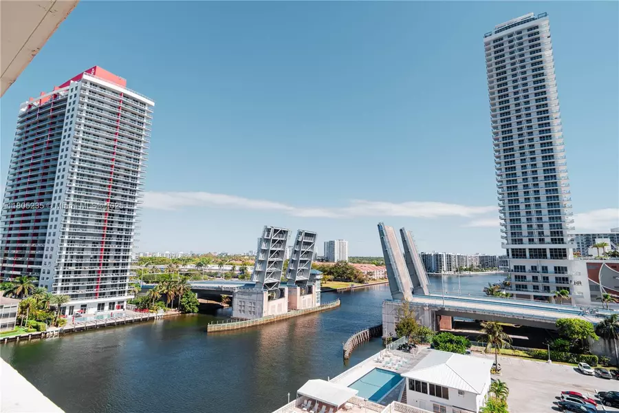 1817 S Ocean Drive #0918, Hallandale Beach, FL 33009