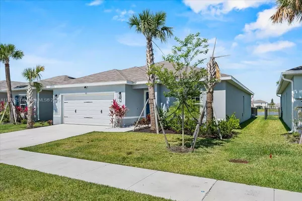 Fort Pierce, FL 34981,503 Cherimoya St
