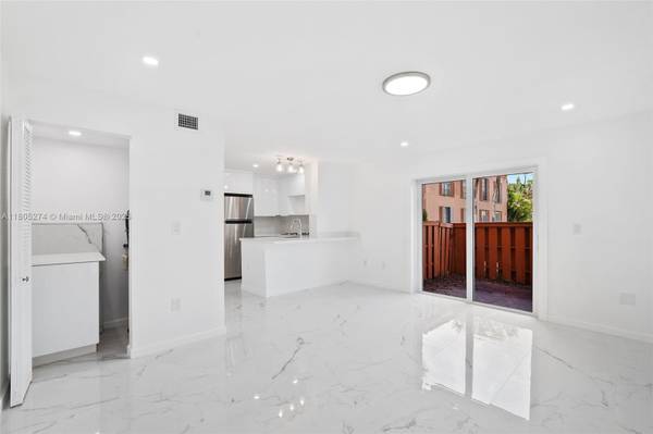 7151 Miami Lakes Dr #P24, Miami Lakes, FL 33014